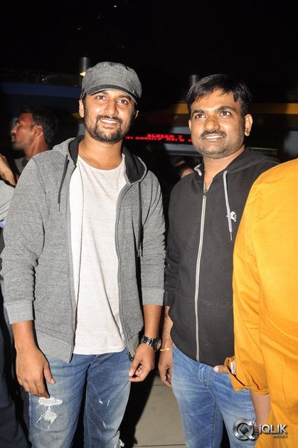 Celebs-at-Cheekati-Raajyam-Movie-Premier-Show
